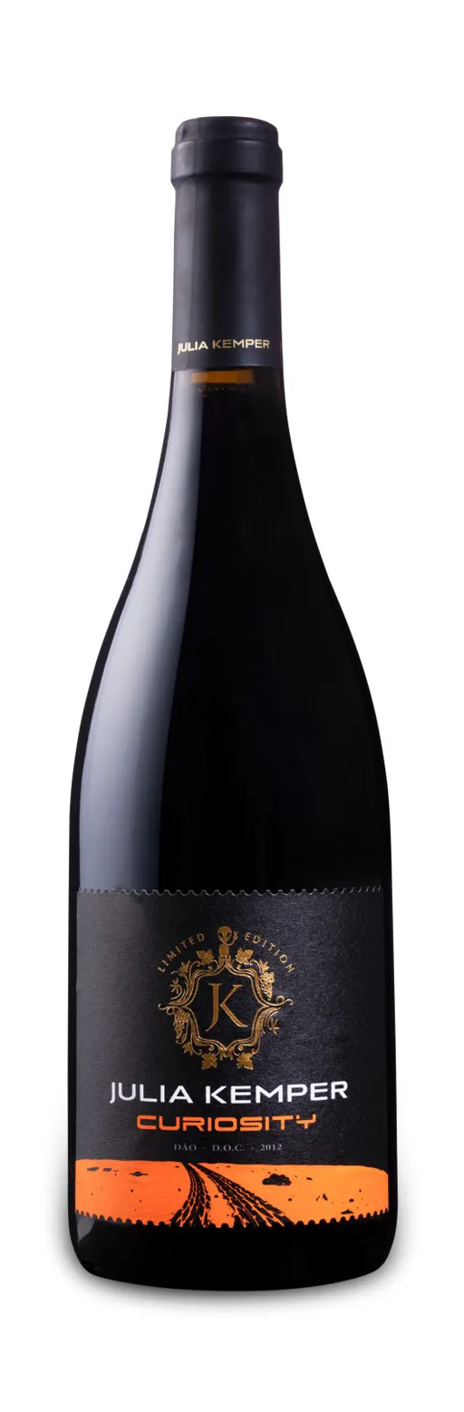 Julia Kemper Wines, Unipessoal Lda Julia Kemper Curiosity, Rot, 2012, Dão. Flaschenabbildung